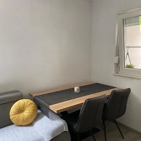 Gabine - Self Check-in Apartamento