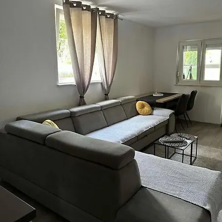 Gabine - Self Check-in Apartment